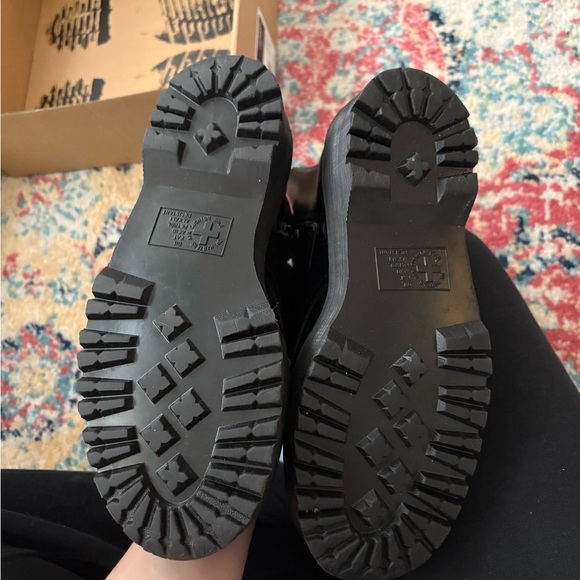 Dr. Martens Jadon II Mono Vegan Platform - Picture 3 of 4